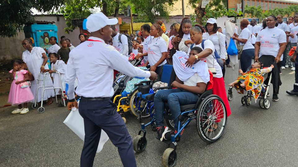 Conference participants march for Cerebral Palsey on 